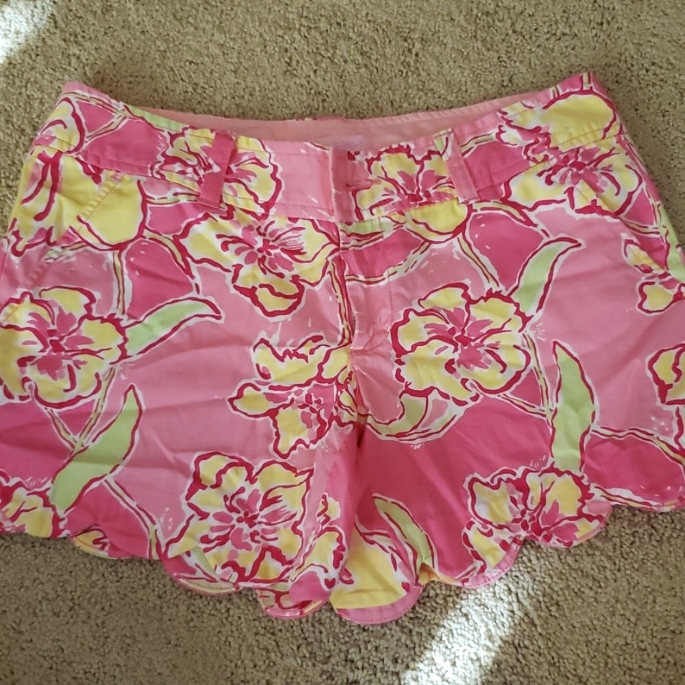 Lilly Pulitzer Scalloped Shorts Never Worn